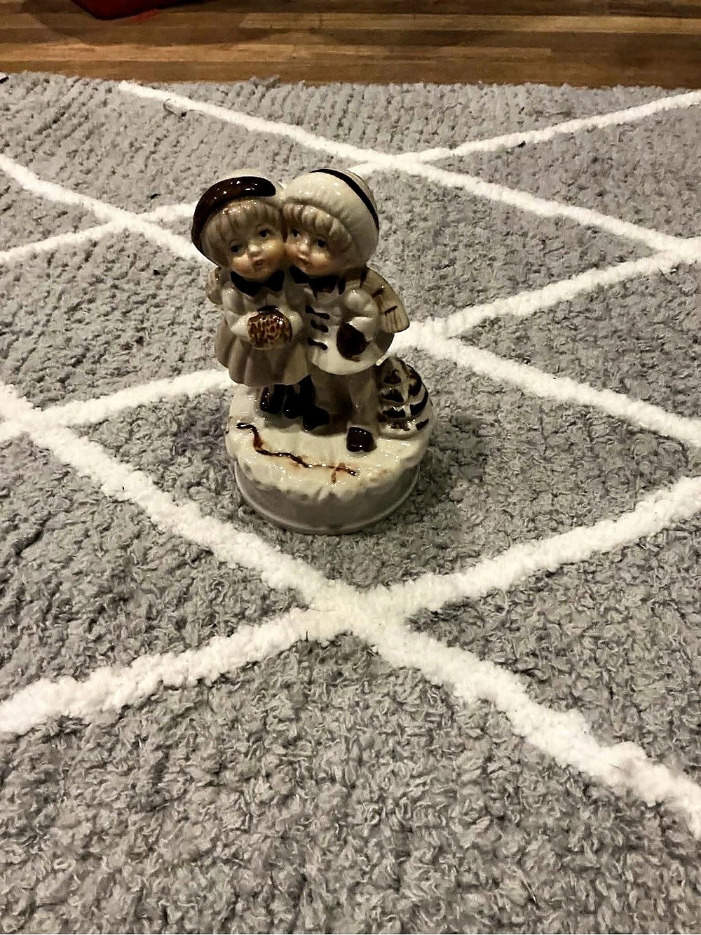 Ceramic Couple Figurine Decor, White & Brown